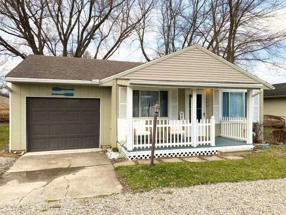 Oasis On Empire In Thornville Exterior photo
